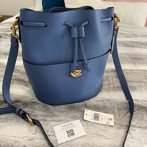 Beautiful Coach blue bucket purse w/ detachable lang & short straps.  Excellent.
